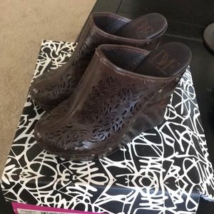 diane von furstenberg clogs